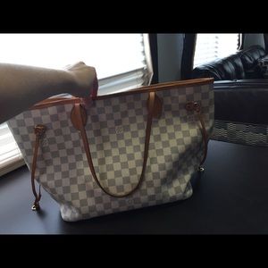 Louis Vuitton never full pm